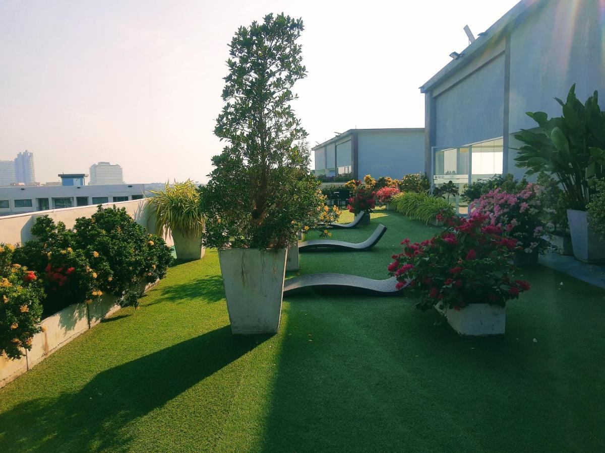 חוף ג'ומטיין Laguna Beach Condo Resort 3 Maldives Pattaya Pool View ลากูน่า บีช คอนโด รีสอร์ต 3 พัทยา מראה חיצוני תמונה
