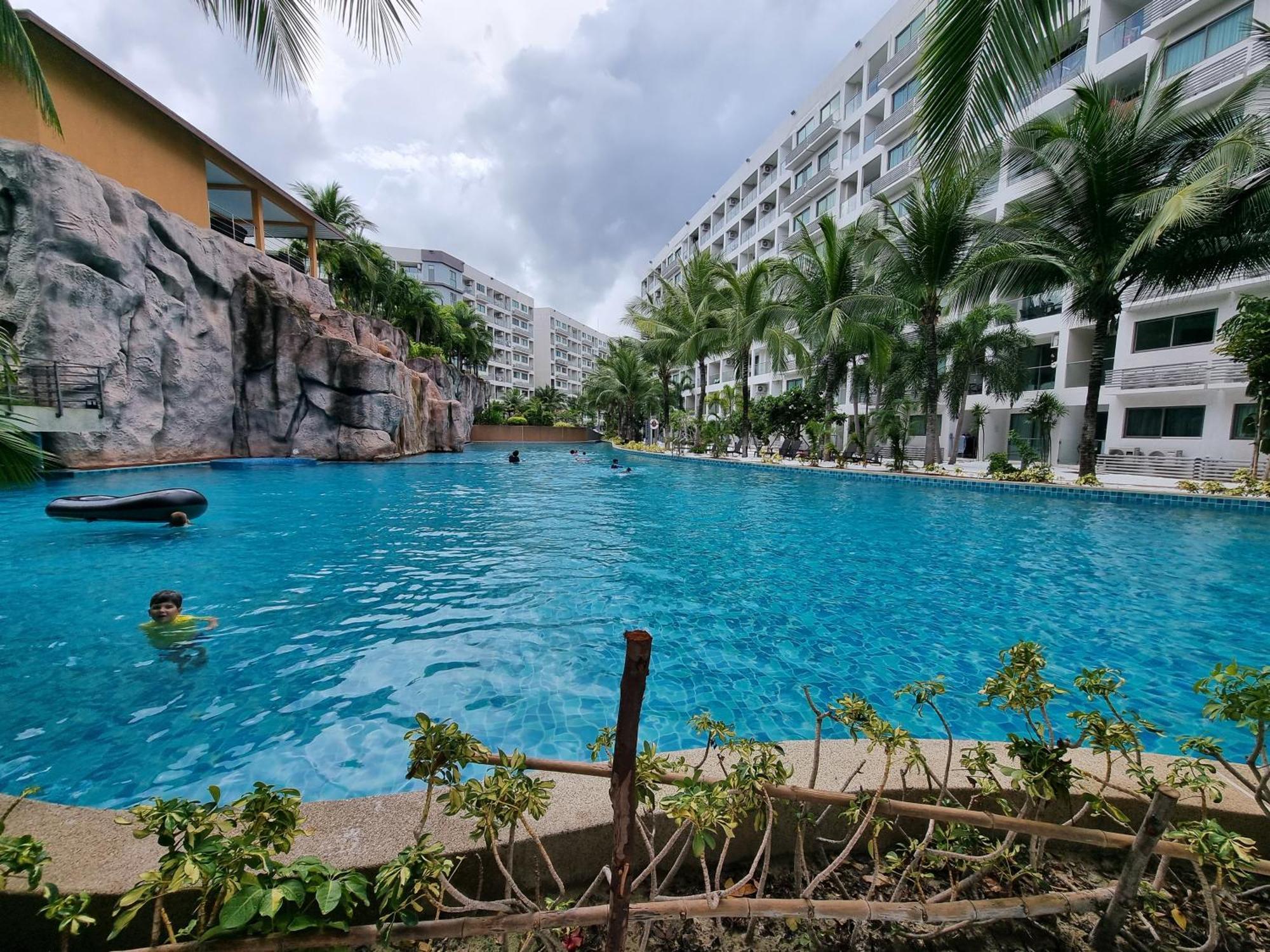 חוף ג'ומטיין Laguna Beach Condo Resort 3 Maldives Pattaya Pool View ลากูน่า บีช คอนโด รีสอร์ต 3 พัทยา מראה חיצוני תמונה