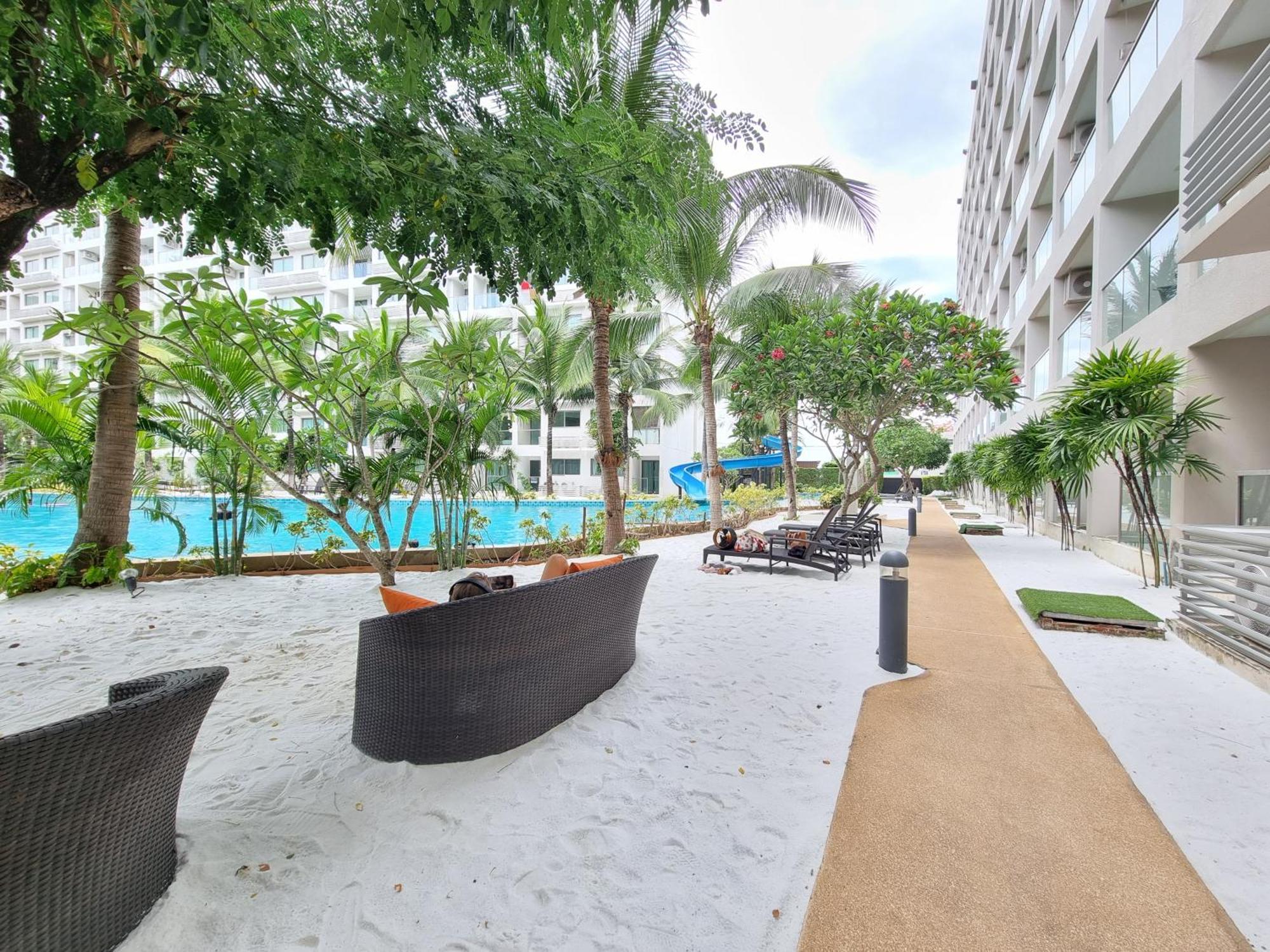 חוף ג'ומטיין Laguna Beach Condo Resort 3 Maldives Pattaya Pool View ลากูน่า บีช คอนโด รีสอร์ต 3 พัทยา מראה חיצוני תמונה