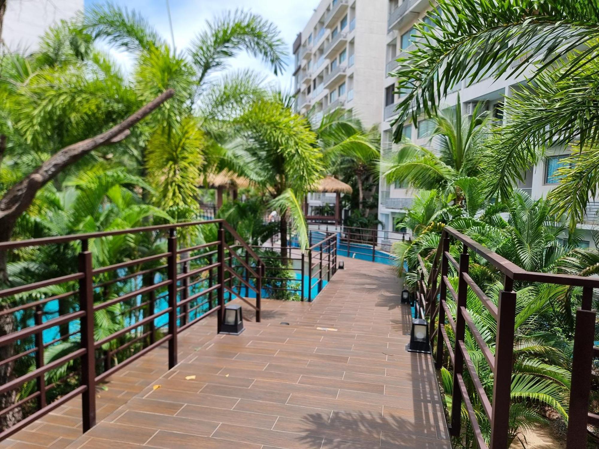 חוף ג'ומטיין Laguna Beach Condo Resort 3 Maldives Pattaya Pool View ลากูน่า บีช คอนโด รีสอร์ต 3 พัทยา מראה חיצוני תמונה