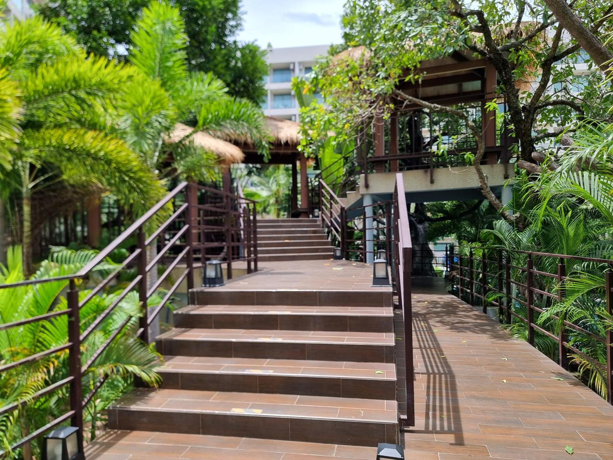 חוף ג'ומטיין Laguna Beach Condo Resort 3 Maldives Pattaya Pool View ลากูน่า บีช คอนโด รีสอร์ต 3 พัทยา מראה חיצוני תמונה